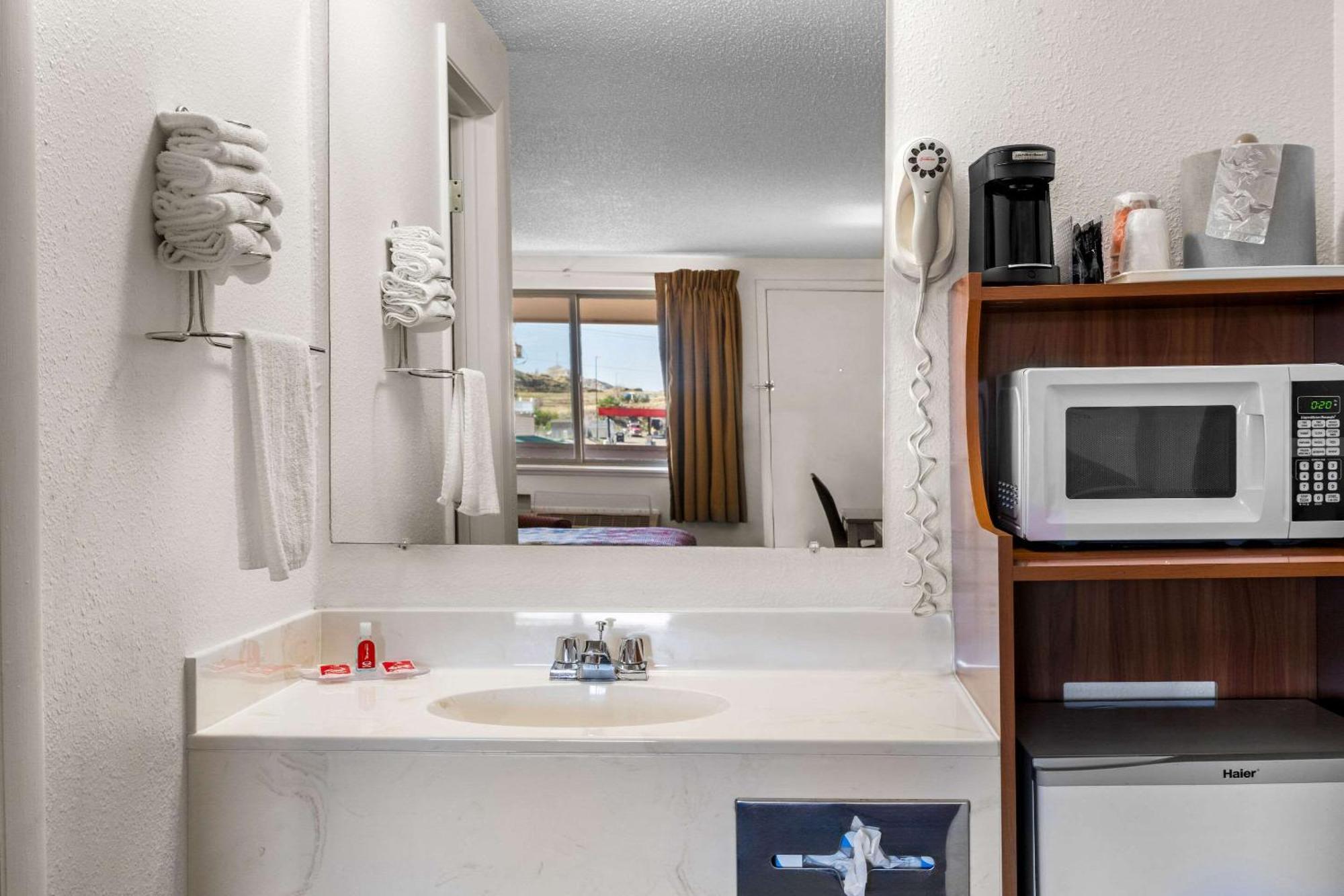 Econo Lodge Miles City Zewnętrze zdjęcie