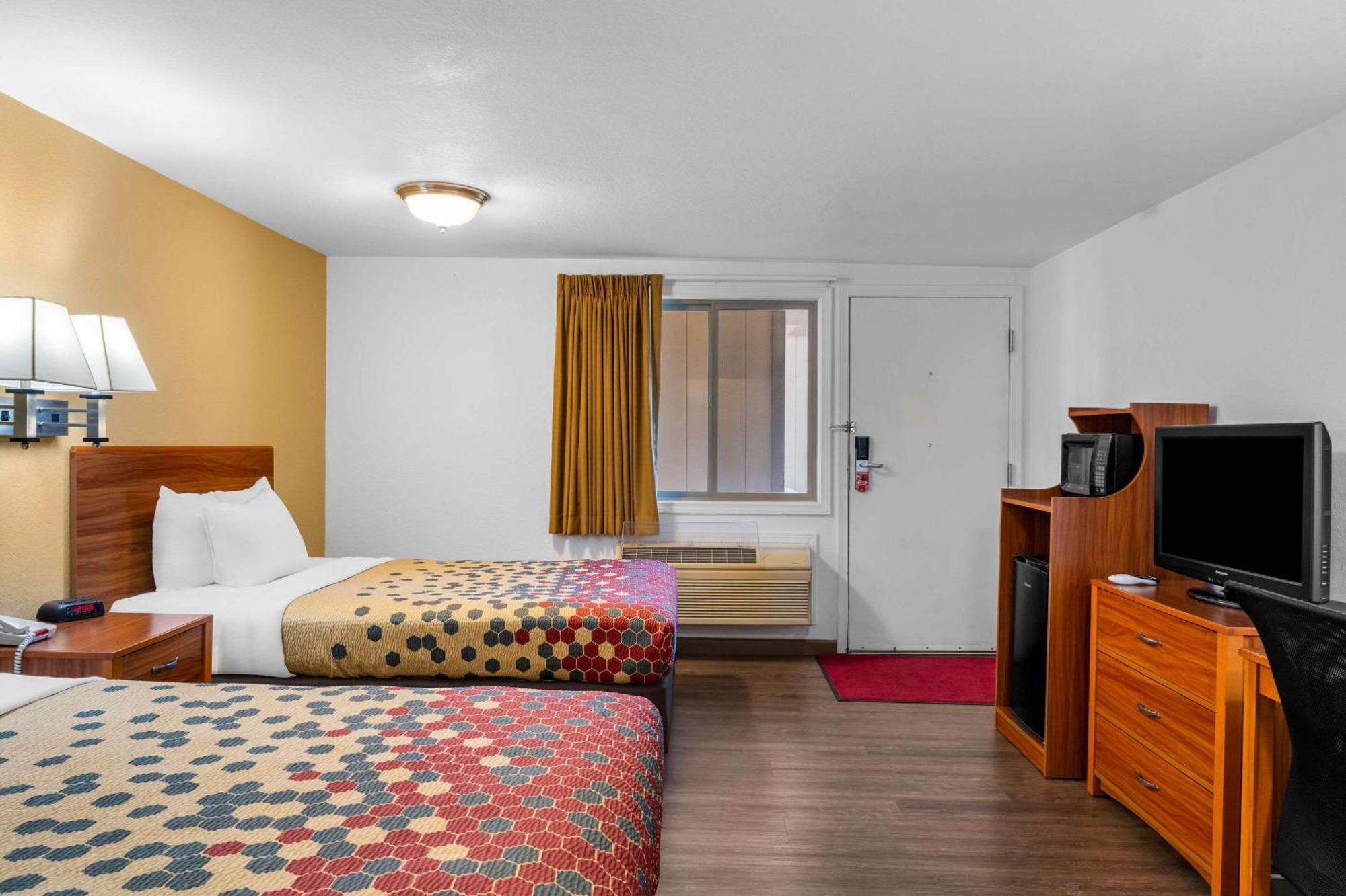 Econo Lodge Miles City Zewnętrze zdjęcie